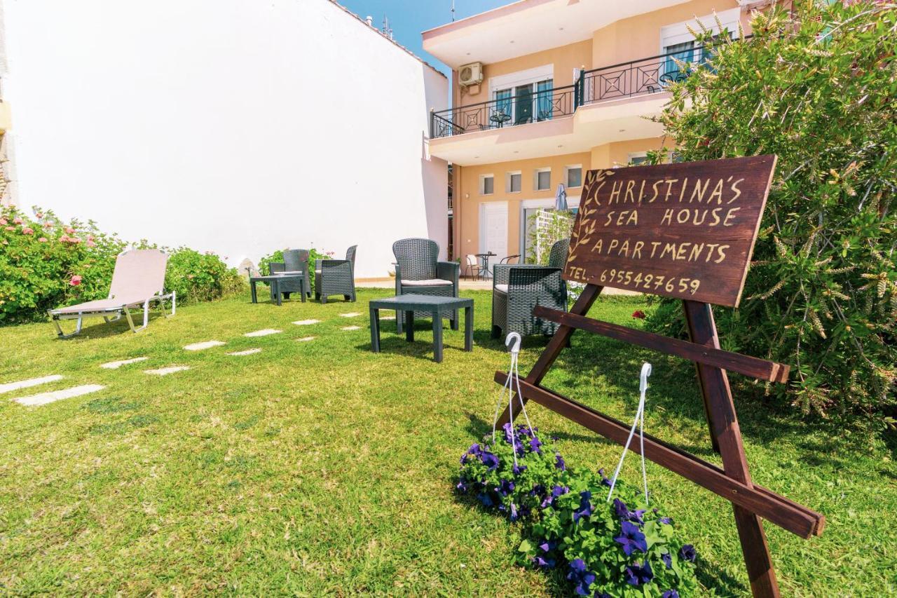 Christina'S Sea House Apartment นิกิติ ภายนอก รูปภาพ